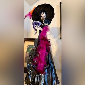 Gothic Skeleton Figurines- Day of the Dead - 4 in total.